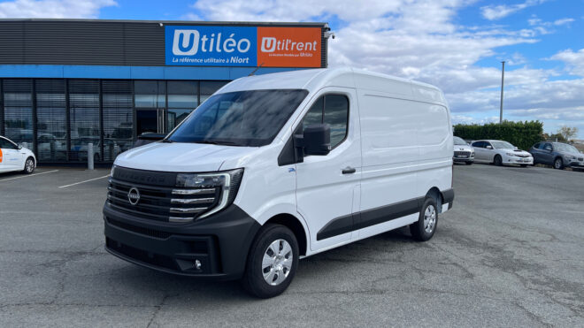 Fourgons Surélevés NISSAN INTERSTAR FOURGON 274722 Vue 1