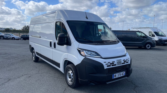Fourgons Surélevés FIAT DUCATO FOURGON 274655 Vue 2