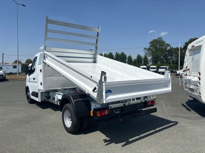 Bennes, Plateaux & Grues NISSAN INTERSTAR CHASSIS SIMPLE CABINE 274137 Vue 3